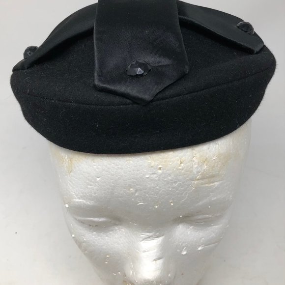 Vintage Leslie James Felt/Satin Hat.Cap Black - Picture 1 of 4